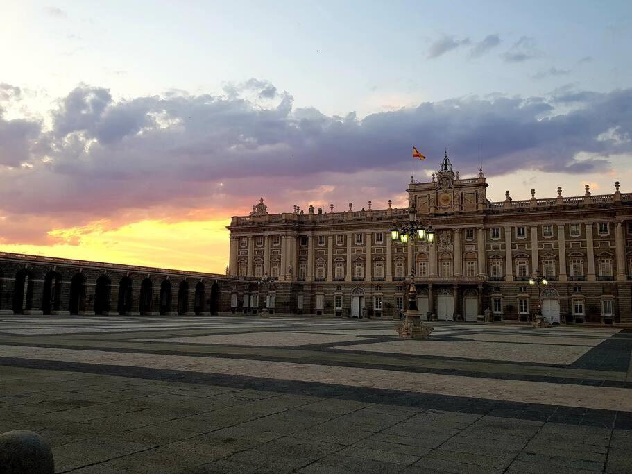 Centro Madrid. Plaza Mayor. Puerta Del Sol. Opera. ภายนอก รูปภาพ
