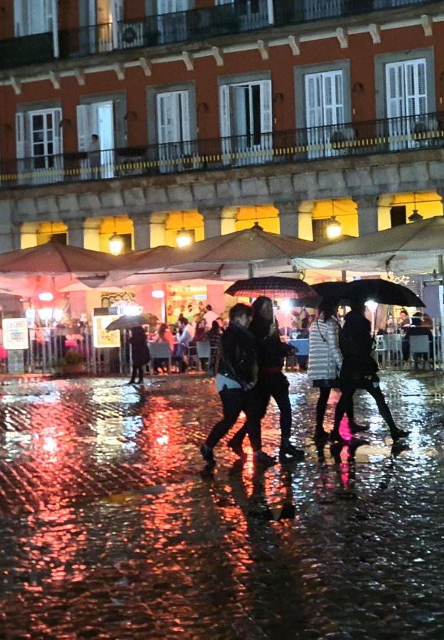 Centro Madrid. Plaza Mayor. Puerta Del Sol. Opera. ภายนอก รูปภาพ